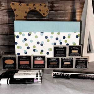 Mary Kay - Makeup Bundle